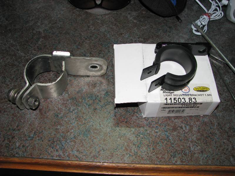 Comparison between brackets