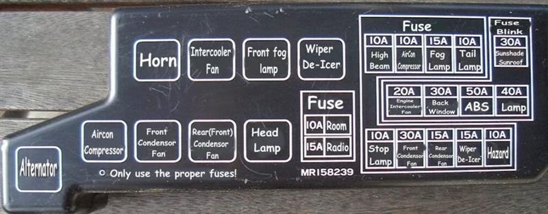 L400 fuse box (Medium).jpg
