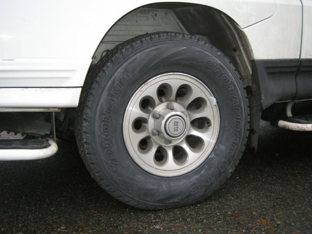 newtire closeup.jpg