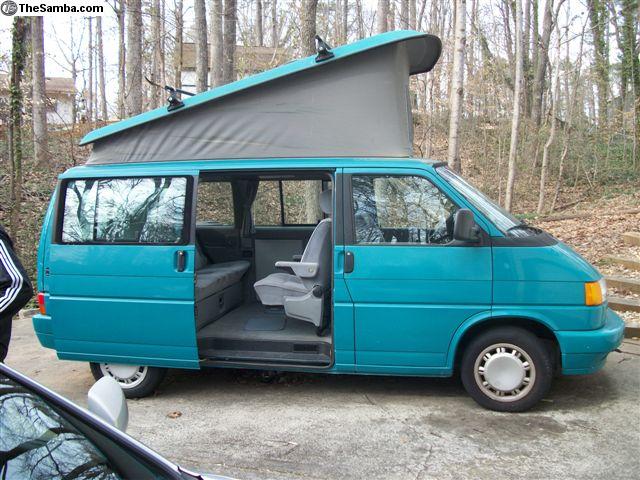 3328903.jpg