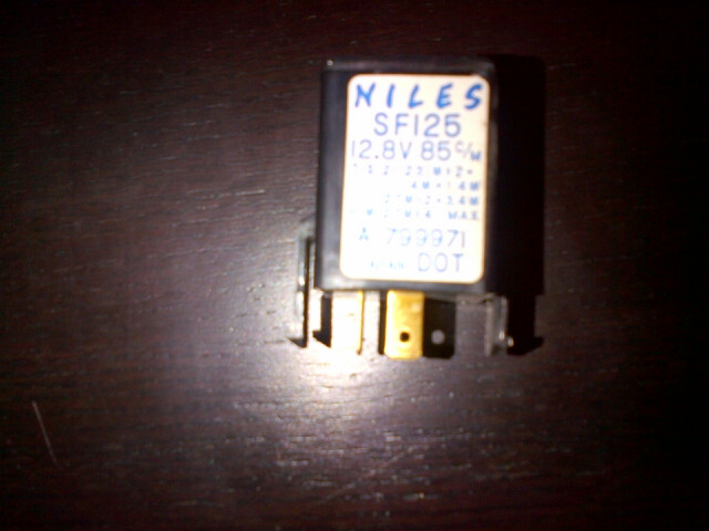 L400 indicator relay.jpg