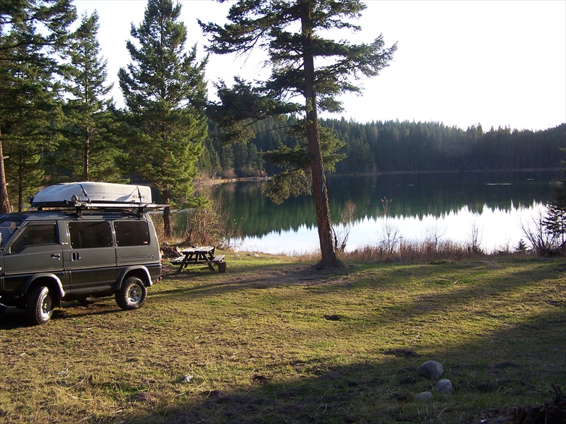 Nice camping area @ far end of Lake