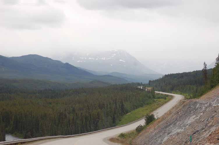 km1078AlaskaHighway.jpg