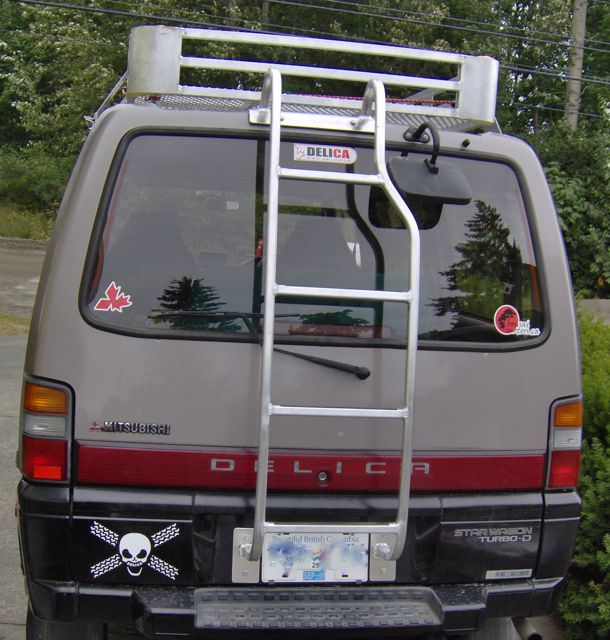 bus ladder.jpg