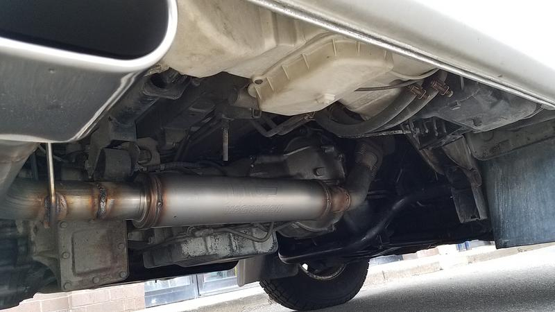 Exhaust.jpg