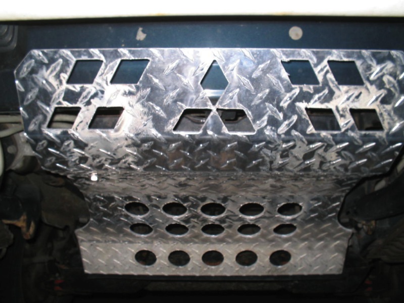 Very nice looking, but covers the ram scoop for bottom edge of radiator.