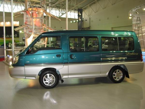vx1NPZouDE8y292c.jpg