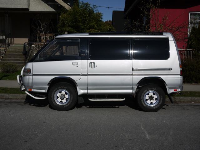delica side.jpg