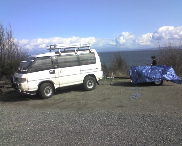 Moon Machine with utility trailer.jpg