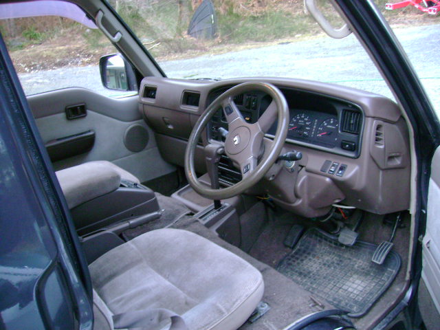 Nissan Homy 007.jpg