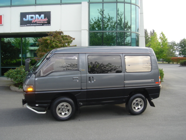 Delica #8599 002.jpg