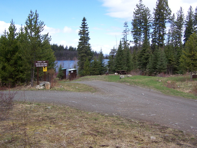 Entrance to Badger Lake Rec site