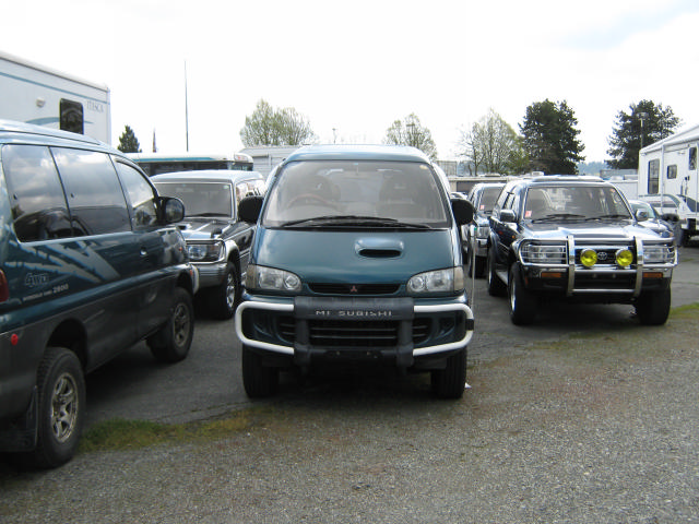 parking yard 014.JPG