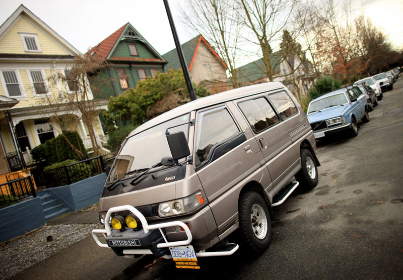 DELICA1s.jpg