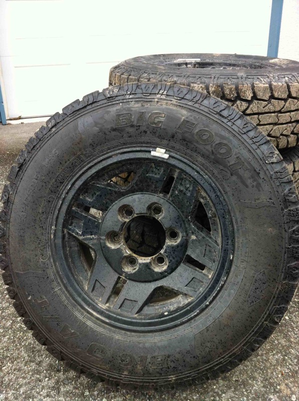 These are 235/75/r15 Big-O Big Foot A/T tires on toyota 4runner rims painted a nice black. I bought these one year ago and paid 1100 bucks for the whole deal. I drove only 12k on these tires and the black rims looked really awesome on my van. $400obo