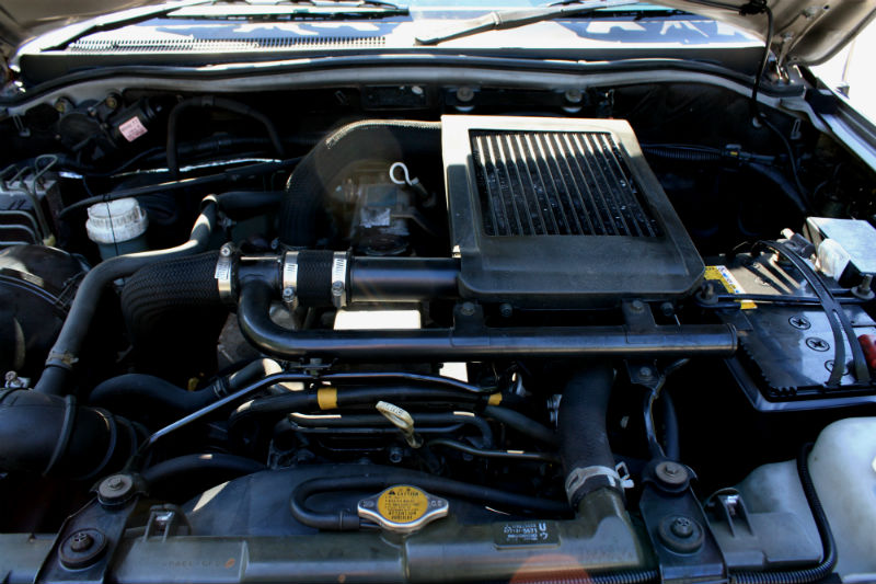 The sight we all love and cherish... THe 2.8 intercooled turbo diesel...How I love the sound of the turbo spooling up