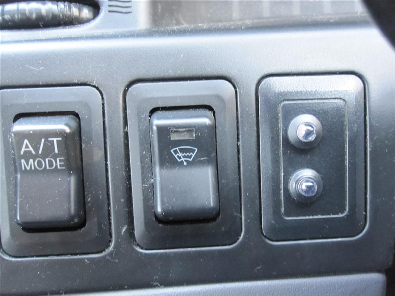 LED indicators inactive