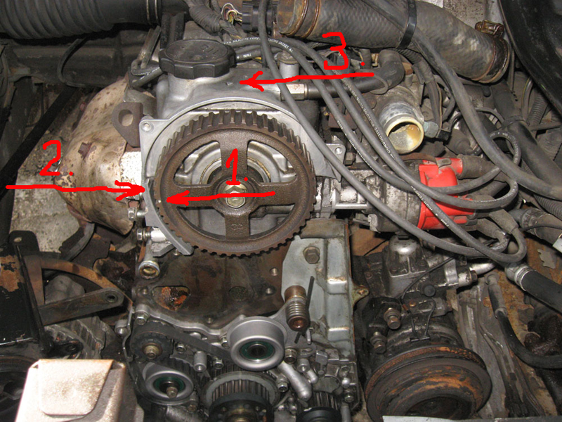 Timing marks, timing belt removed
