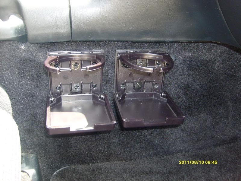 cup-holder-open-close.jpg