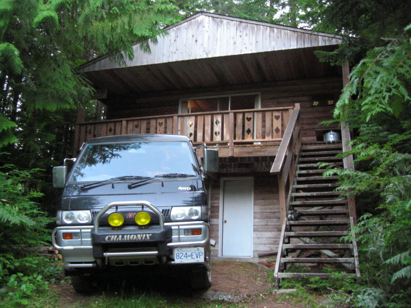 rapatz_cabin.jpg