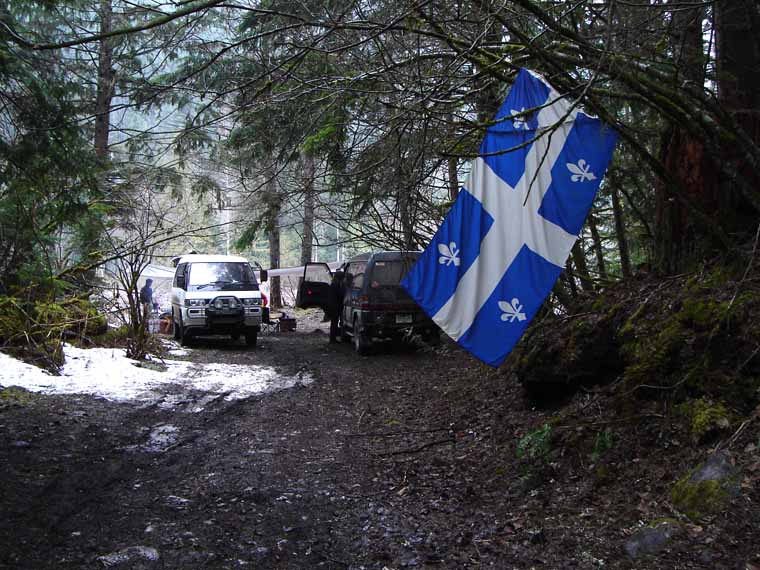 CampFlag3970.jpg