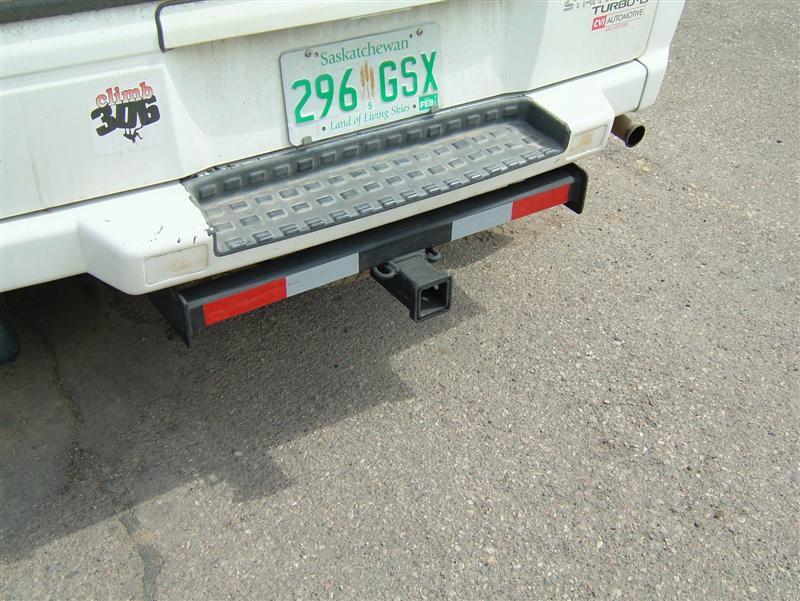 1/4 &quot; plate. It's a solid hitch. Even the square tubing is thicker than what we were going to use. Just happened to be on hand :)