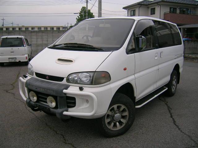 white low roof 82k.jpg