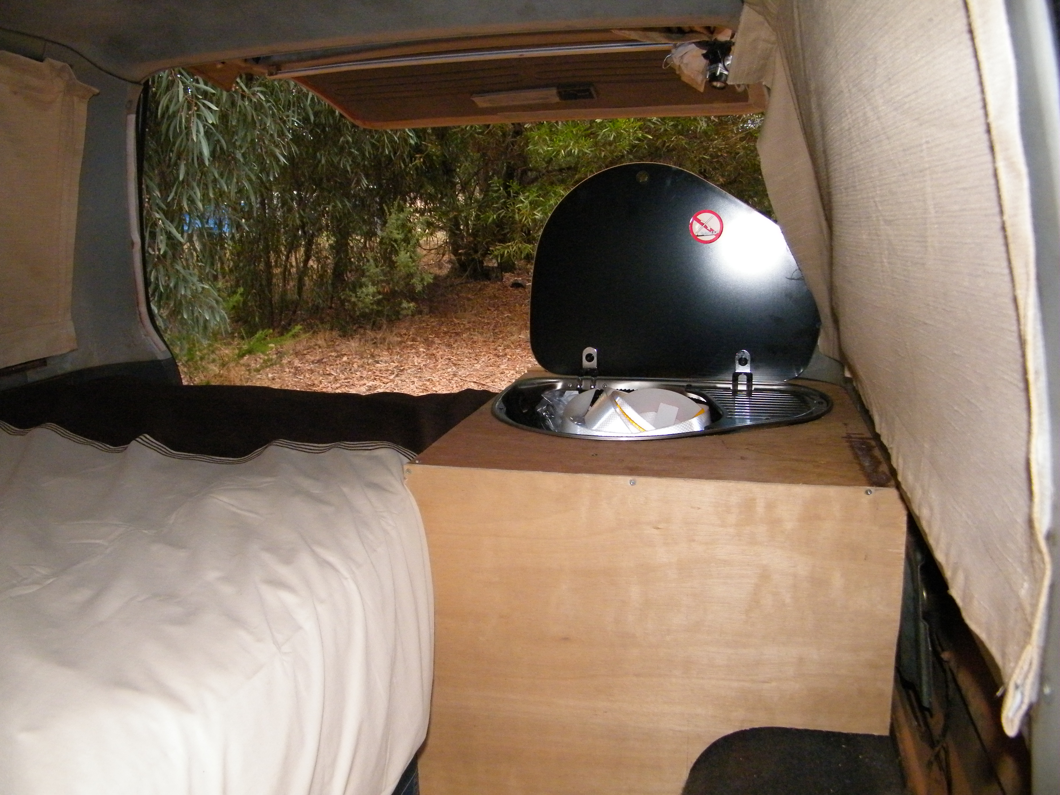 2010_04162009Aus0026.JPG