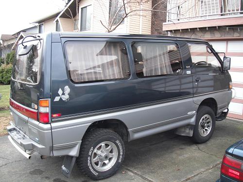 Delica 1992 Exceed-driverside.JPG